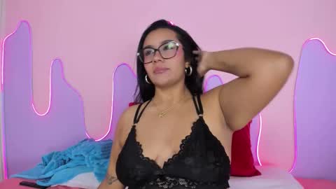 Snapshot of velvett_rouse chatting on 01-08-26, 11:56 velvett_rouse online show from 01-08-26, 11:56