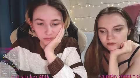 CLEOshort hair  TIna long hair  online show from 09-24-25, 06:00