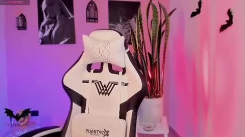 Jess online show from 06-15-26, 12:24