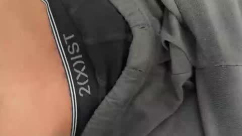 Snapshot of vendickx chatting on 12-16-25, 11:54 vendickx online show from 12-16-25, 11:54