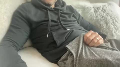 Snapshot of venicebeachdude chatting on 02-20-26, 07:47 venicebeachdude online show from 02-20-26, 07:47