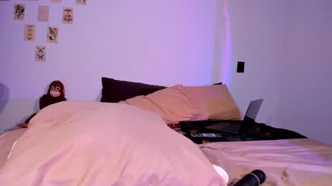 Lanna   online show from 04-03-26, 10:08