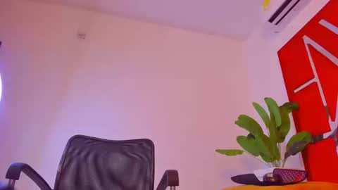 vennusasm1 online show from 10-17-25, 10:23