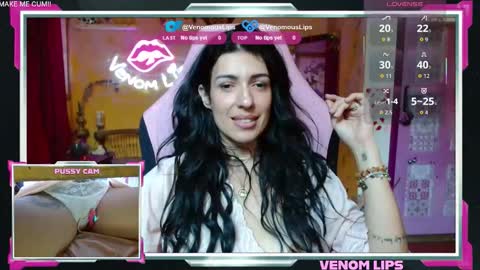 Snapshot of venomouslips chatting on 10-08-25, 01:31 VenomLips online show from 10-08-25, 01:31