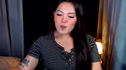 Snapshot of venus_colly chatting on 06-01-26, 02:13 I am Colly Your mystery girl online show from 06-01-26, 02:13