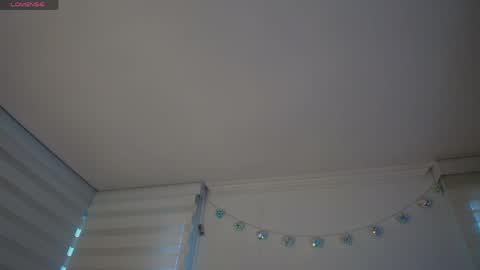 Snapshot of venus_leroy chatting on 05-24-26, 10:15 Venus online show from 05-24-26, 10:15