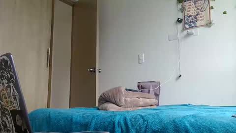 Snapshot of venus_midnight1 chatting on 02-25-26, 06:39 venus_midnight1 online show from 02-25-26, 06:39