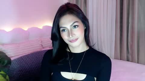 Venus Sunrise Bombshell online show from 03-25-26, 08:04