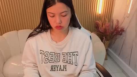 Venus  online show from 12-14-25, 12:43