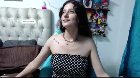venusHelp me reach 100 like honey online show from 02-16-25, 10:54