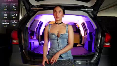 Venus  online show from 07-05-26, 12:23