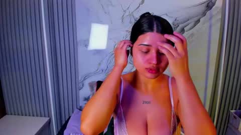 Venusowen  online show from 03-18-26, 12:30