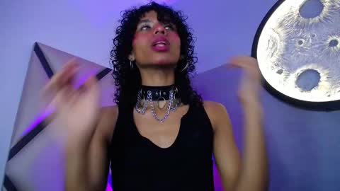 Snapshot of venuss_03 chatting on 01-06-26, 03:21 venuss_03 online show from 01-06-26, 03:21