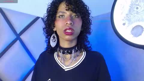 Snapshot of venuss_03 chatting on 01-13-26, 03:23 venuss_03 online show from 01-13-26, 03:23