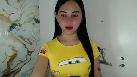 Snapshot of veola_sexy chatting on 04-14-26, 09:43 veola_sexy online show from 04-14-26, 09:43