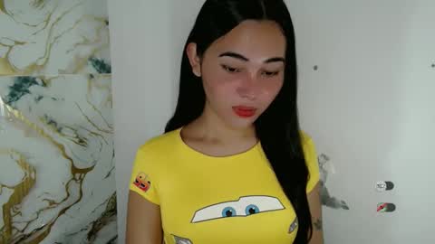 Snapshot of veola_sexy chatting on 05-10-26, 06:24 veola_sexy online show from 05-10-26, 06:24