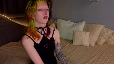 Erica online show from 11-25-25, 08:09