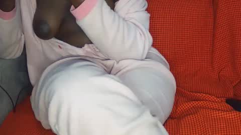 vera_bliss21 online show from 09-24-25, 10:02