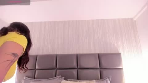 Snapshot of vera_price_ chatting on 07-28-26, 12:23 Vera online show from 07-28-26, 12:23