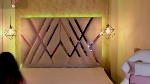 Snapshot of verabest chatting on 02-18-25, 11:55 Domelipa online show from 02-18-25, 11:55