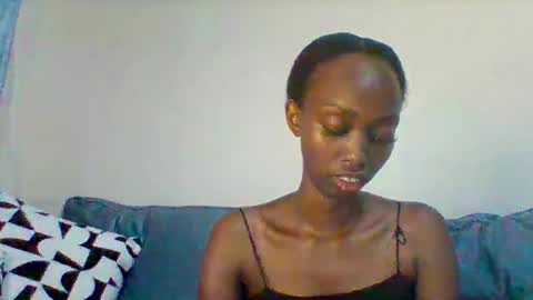 Snapshot of verabright chatting on 09-30-25, 10:48 verabright online show from 09-30-25, 10:48