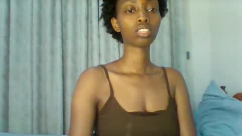 Snapshot of verabright chatting on 10-15-25, 08:09 verabright online show from 10-15-25, 08:09