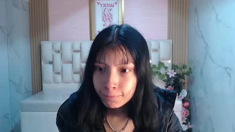 Verana  online show from 10-23-25, 03:06