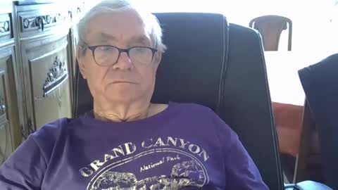Snapshot of vergne50 chatting on 04-12-26, 07:24 vergne50 online show from 04-12-26, 07:24
