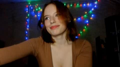 Snapshot of verlinehartwell chatting on 01-07-26, 03:14 Michelle online show from 01-07-26, 03:14