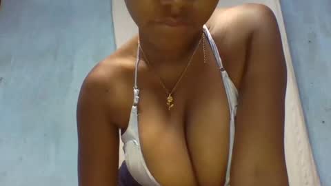 Snapshot of verolla31 chatting on 12-16-24, 05:33 verolla31 online show from 12-16-24, 05:33