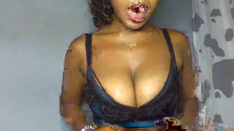 Snapshot of verolla31 chatting on 02-27-25, 02:32 verolla31 online show from 02-27-25, 02:32