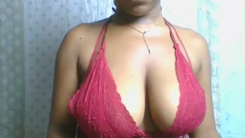 Snapshot of verolla31 chatting on 10-05-25, 12:58 verolla31 online show from 10-05-25, 12:58