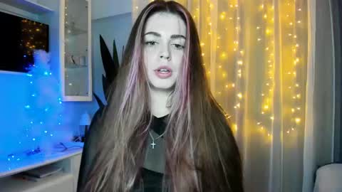 Lolitalolz online show from 01-01-25, 01:47