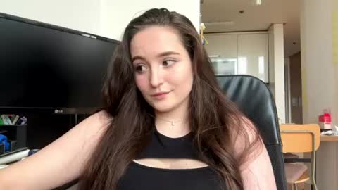 Eva online show from 07-10-26, 03:22