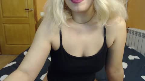 Snapshot of veronica_bri97 chatting on 02-28-26, 03:13 Veronica online show from 02-28-26, 03:13