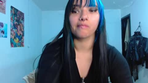 Veronica online show from 10-24-25, 05:59