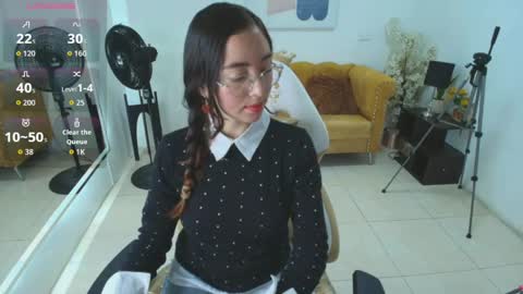 veronica online show from 05-18-26, 07:20