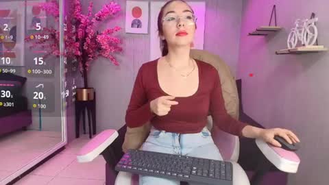 veronica online show from 05-26-26, 07:43