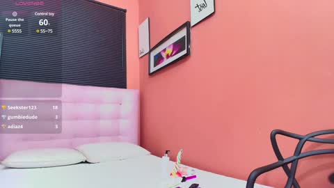 Veronica online show from 01-16-25, 03:24