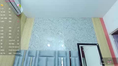 Veronica online show from 09-19-25, 12:39