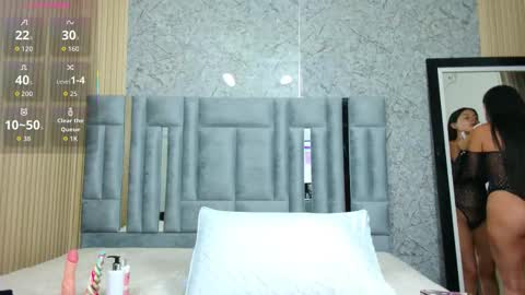 Veronica online show from 10-18-25, 01:12