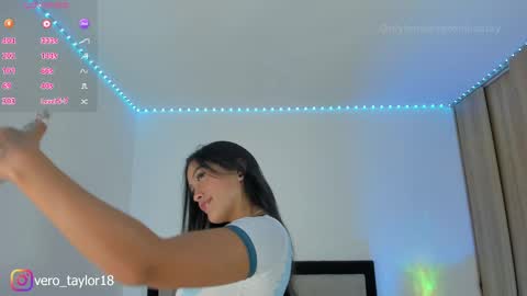 Vero 3 online show from 04-06-26, 08:21