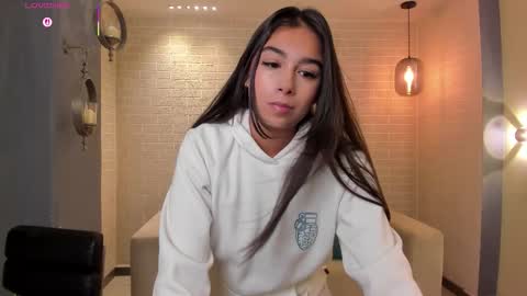 Vero  online show from 10-25-25, 09:17