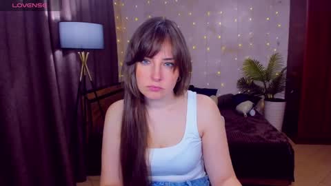 Snapshot of veronicafreman chatting on 05-10-26, 06:07 Veronica online show from 05-10-26, 06:07