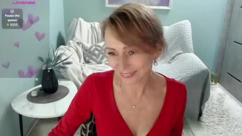 Helen online show from 09-18-25, 04:47