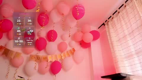Snapshot of veronicagilss chatting on 05-07-26, 04:12 Veronica Gills online show from 05-07-26, 04:12