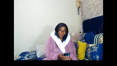 Snapshot of veronicarod1 chatting on 04-26-26, 08:17 veronicarod1 online show from 04-26-26, 08:17