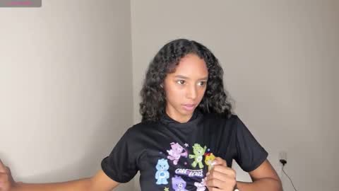 Snapshot of veronicawilson chatting on 12-04-25, 04:55 Veronica online show from 12-04-25, 04:55