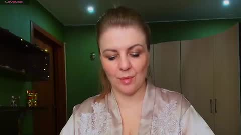 VeronikawGold online show from 07-28-26, 09:03