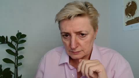 Snapshot of verony_ chatting on 03-05-25, 10:33 verony_ online show from 03-05-25, 10:33